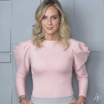 Slider image (6) Dr. Adriana Parra Gomez